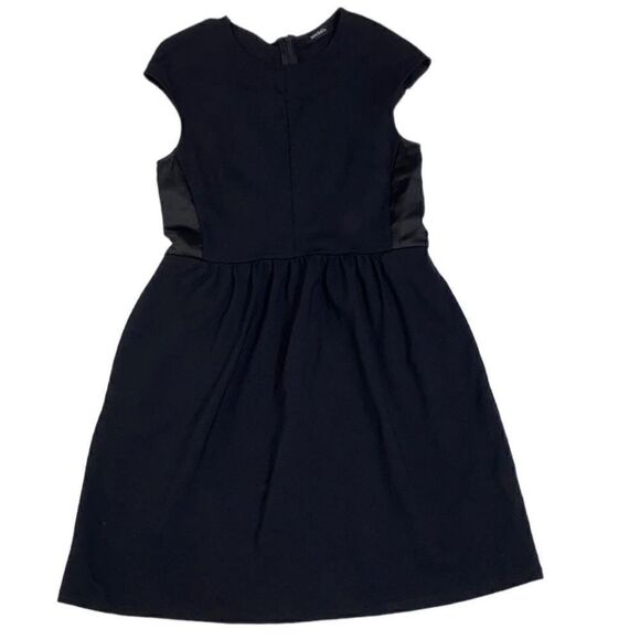 Max & Co Black Dress(Size Medium) - Picture 6 of 6